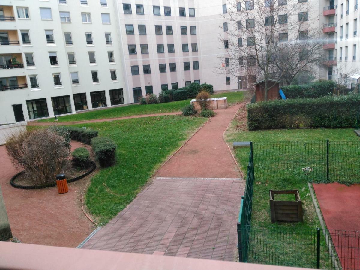 Bel Et Spacieux Appartement De 84 M² Avec Parking Tres Proche Du Metro Garibaldi ลียง ภายนอก รูปภาพ