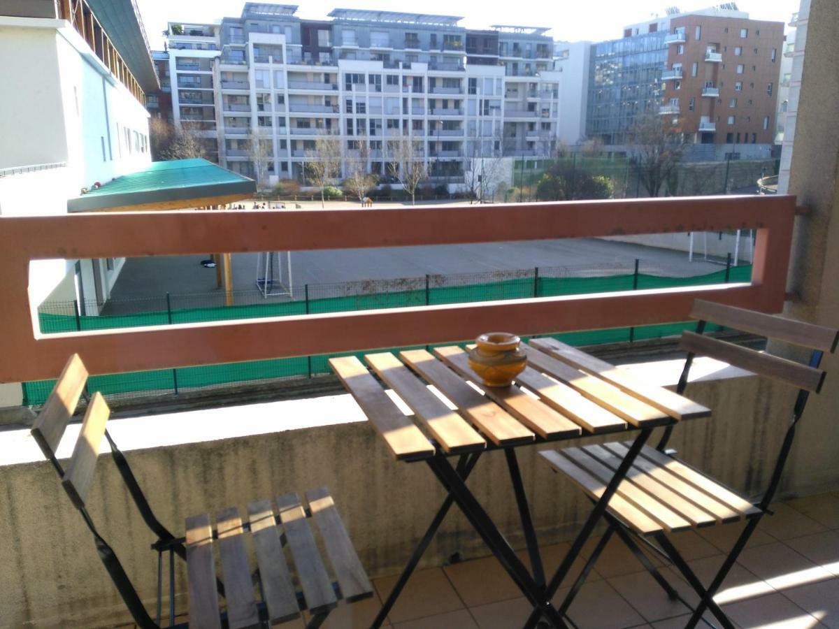 Bel Et Spacieux Appartement De 84 M² Avec Parking Tres Proche Du Metro Garibaldi ลียง ภายนอก รูปภาพ