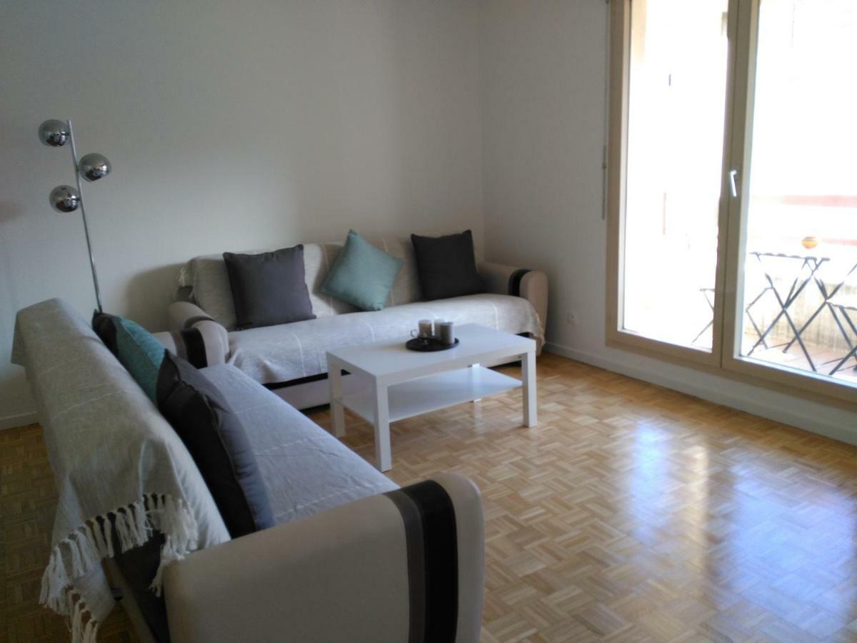 Bel Et Spacieux Appartement De 84 M² Avec Parking Tres Proche Du Metro Garibaldi ลียง ภายนอก รูปภาพ