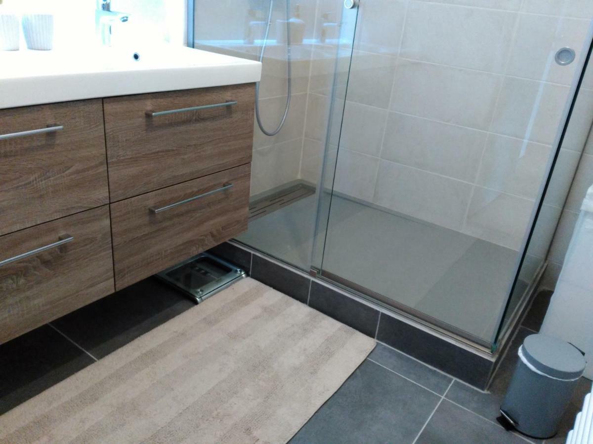Bel Et Spacieux Appartement De 84 M² Avec Parking Tres Proche Du Metro Garibaldi ลียง ภายนอก รูปภาพ